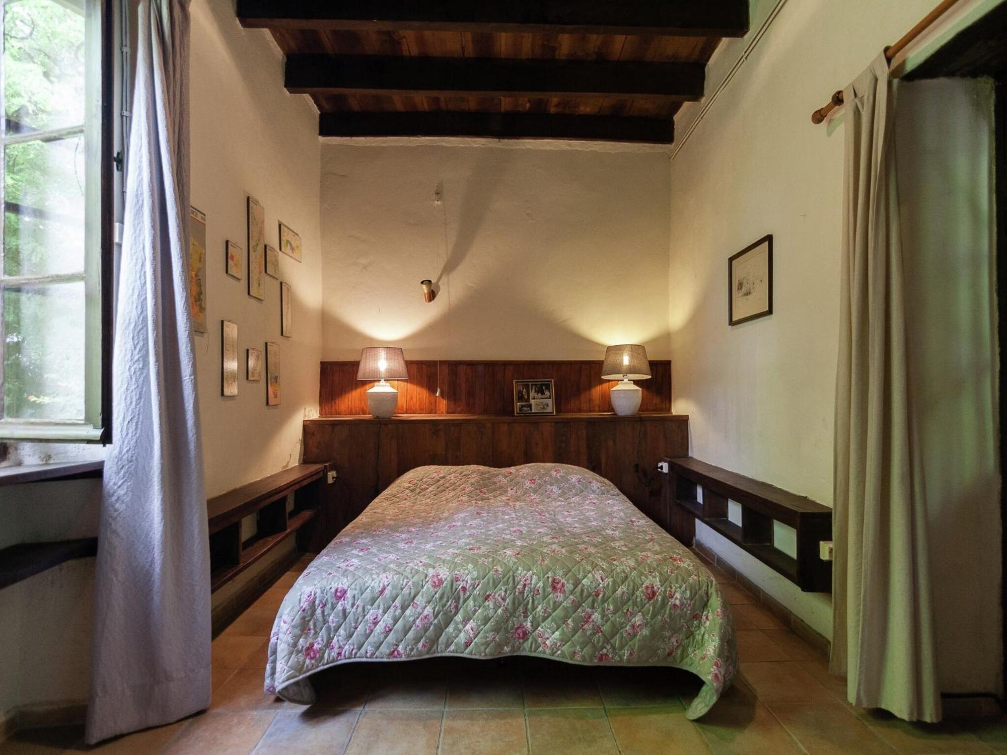 Holiday home In Les Eyzies De Tayac Sireuil With Pool Meyrals