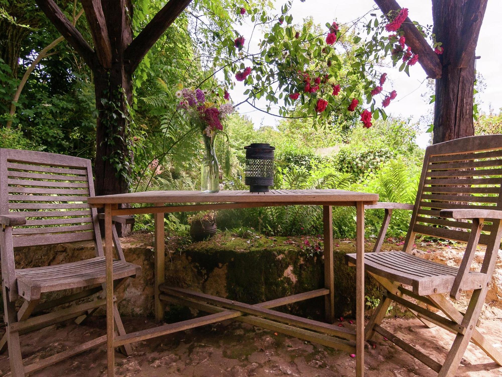 In Les Eyzies De Tayac Sireuil With Pool Holiday home *